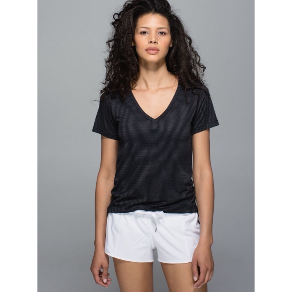 Lululemon What The Sport Tee Mesh Black 4. - Picture 1 of 10